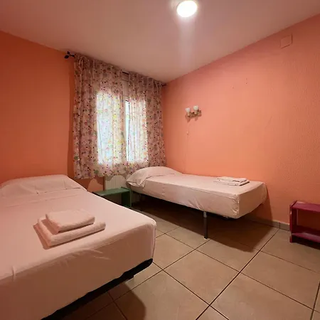 Magnifica Casa Cerca Del Mar Holiday home Empuriabrava