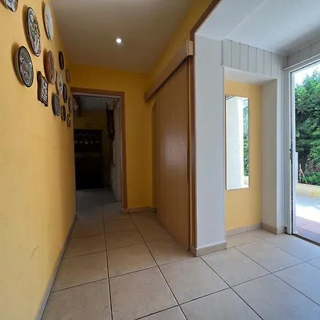 度假居 Magnifica Casa Cerca Del Mar 艾姆布里亚布拉瓦